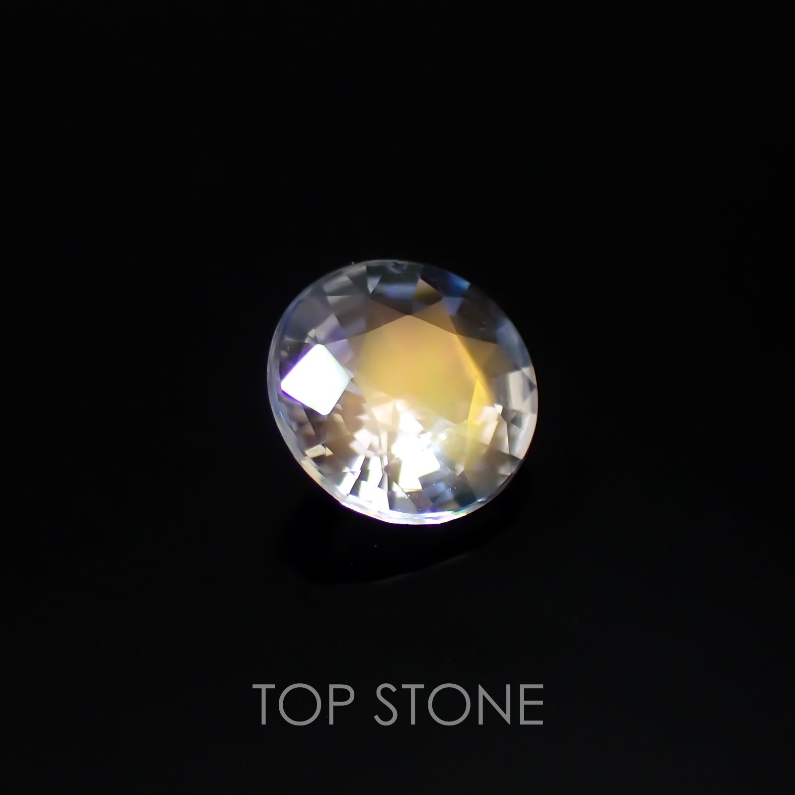 レインボームーンストーン(アンデシンラブラドライト) マダガスカル産 ルース 0.91ct[210310121]6.9×6.9mm前後