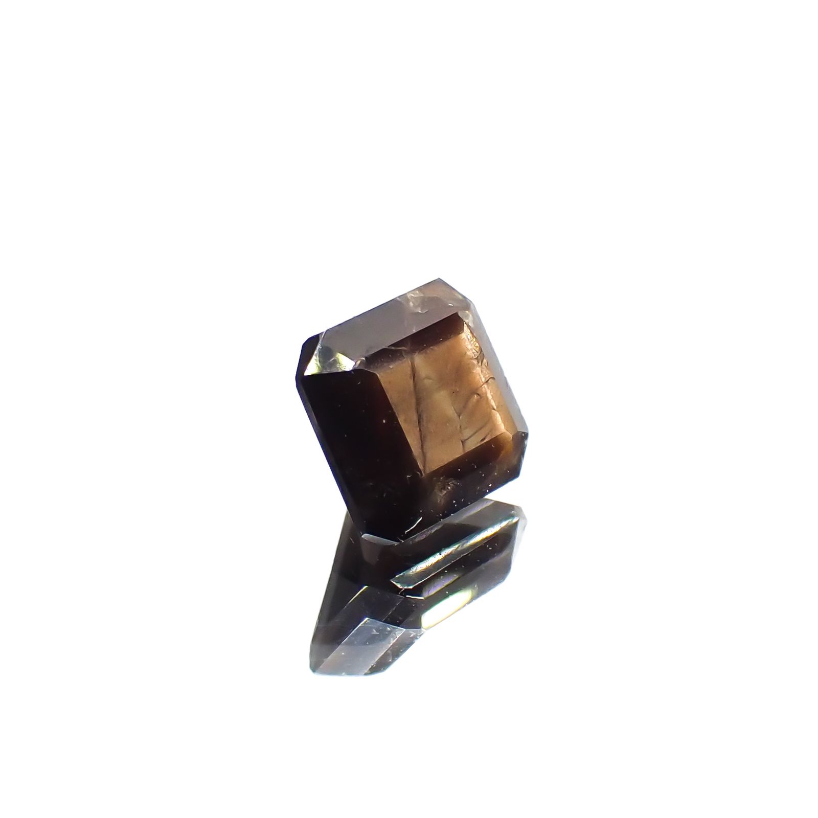 ゴールドシーンサファイア非加熱 ケニア産 1.39ct[230321333]5.8x5.4mm前後