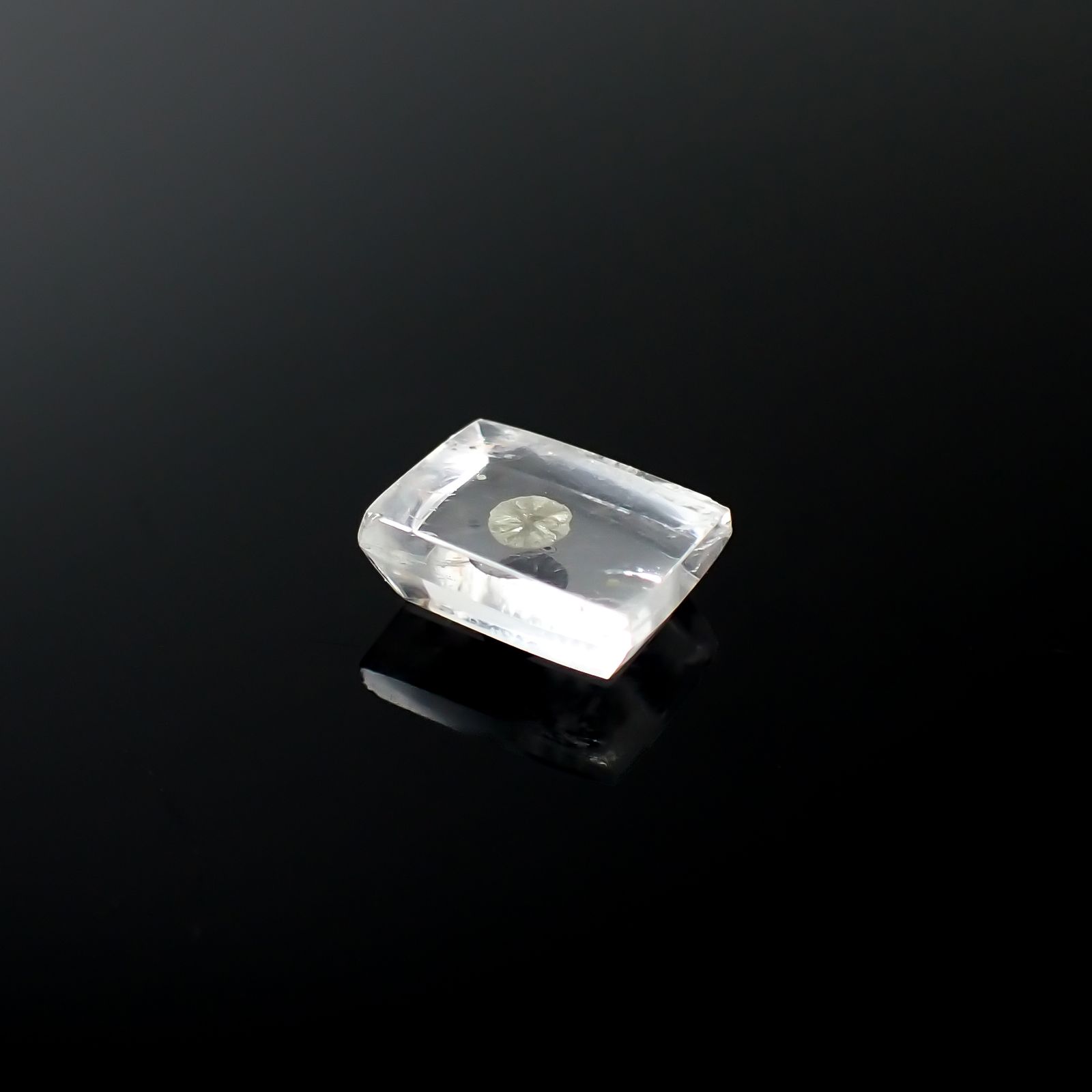 パイライトインクォーツ ブラジル産 3.33ct[240225910]10.2x7.8mm前後