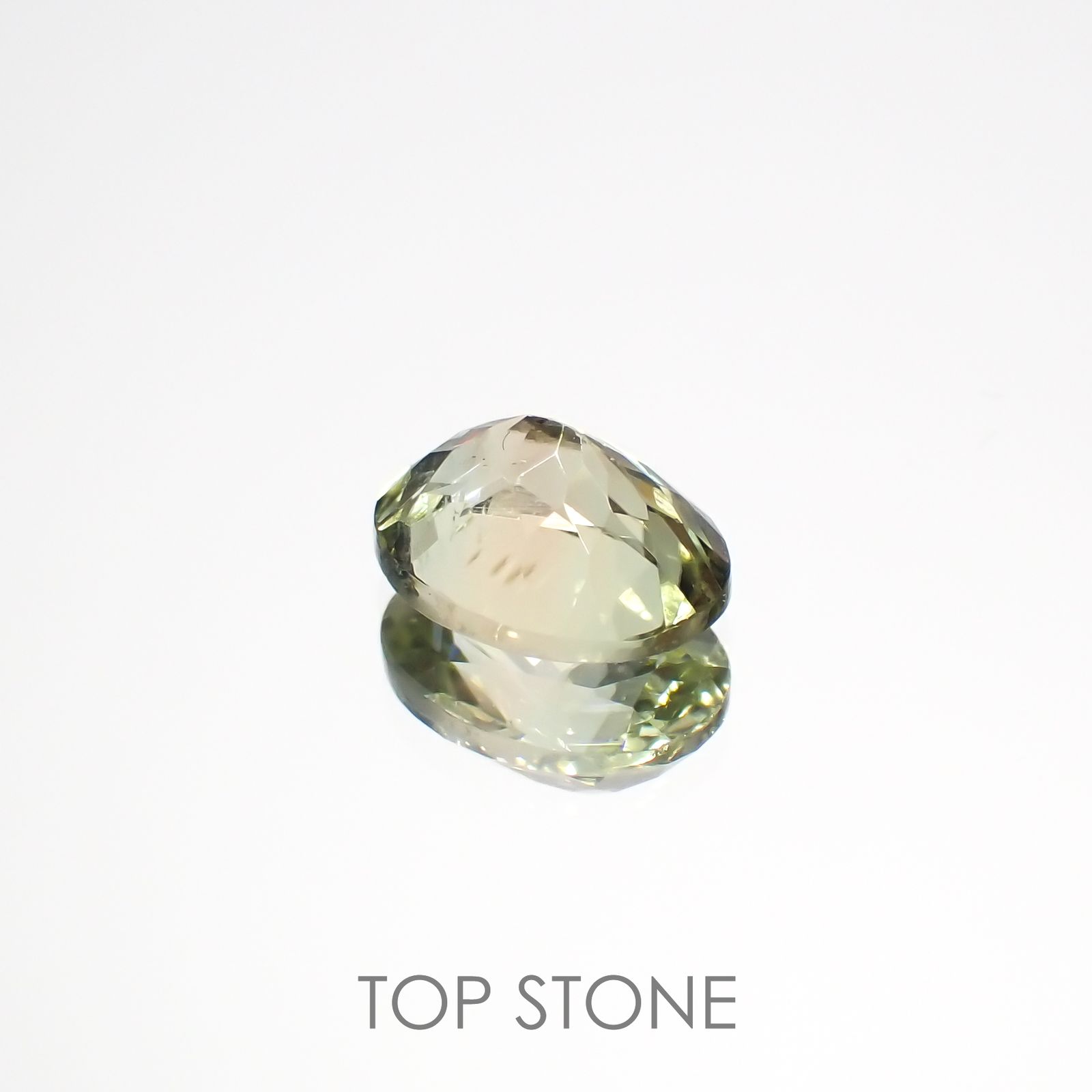 バイカラートルマリン(宝石名トルマリン)コンゴ民主共和国産 1.38ct 識別済[220717023]8.1x6.2mm前後