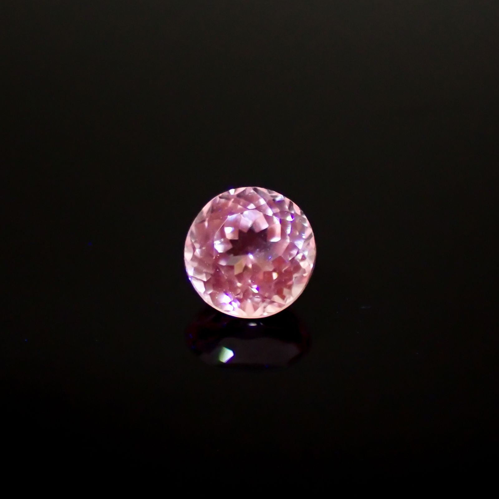 クンツァイト アフガニスタン産 1.14ct[231224781]6x6mm前後