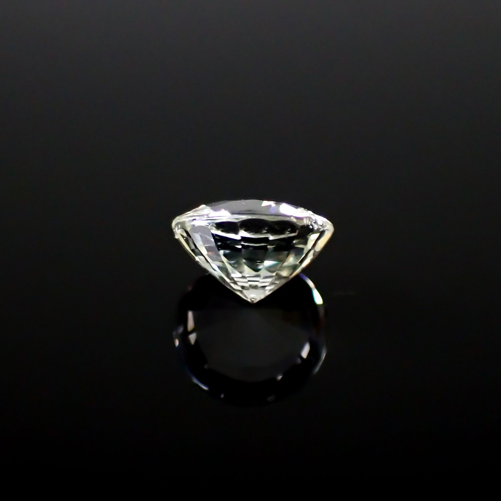 リューコガーネット ビルマ産 0.93ct [241229672]6.1x6.1mm前後