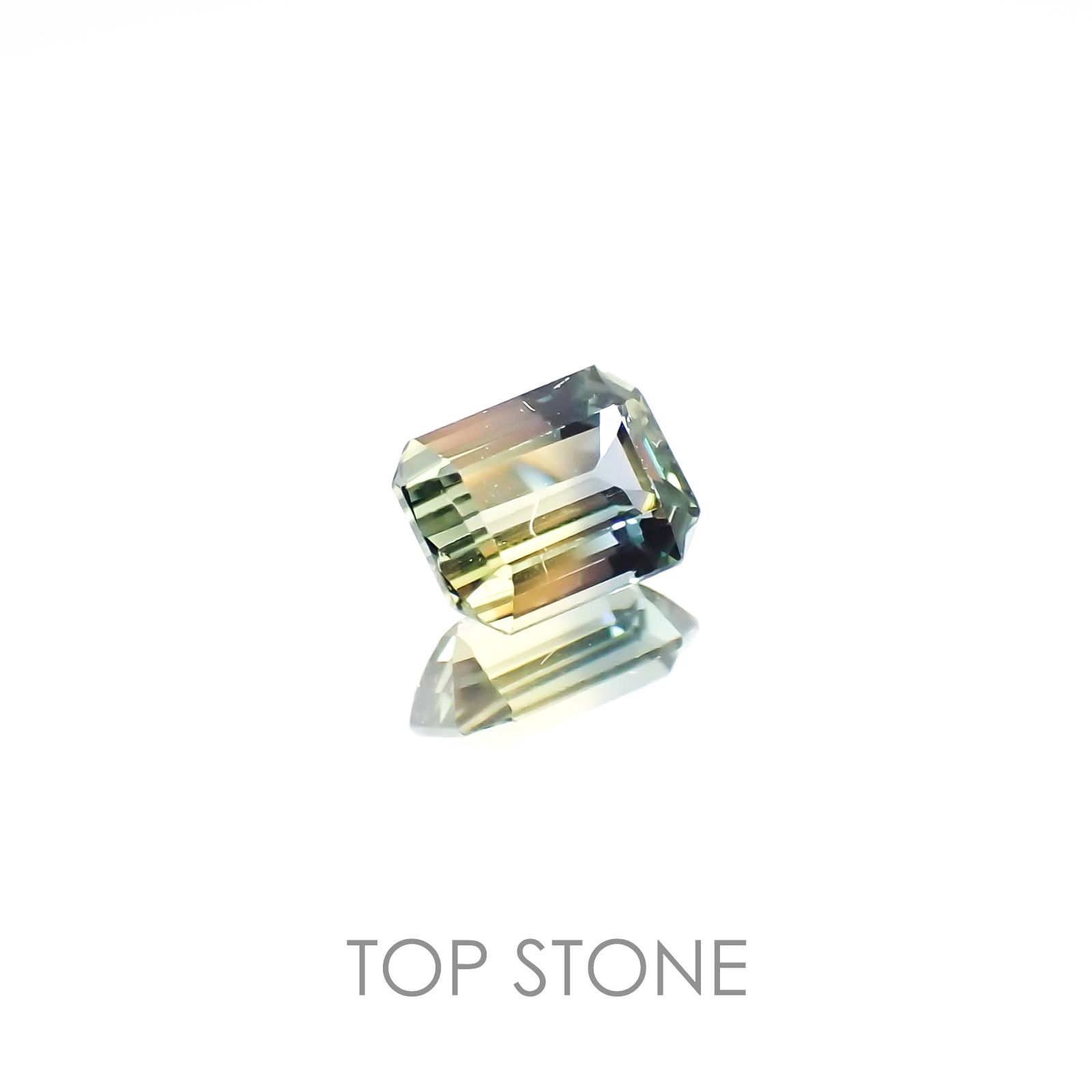 バイカラーサファイア タンザニア産 ルース 0.26ct[20106685]4×3mm前後