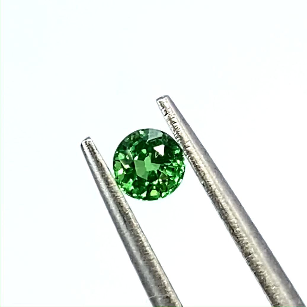 クロムトルマリン タンザニア産 0.22ct / 3.3x3.3mm前後 [220114166