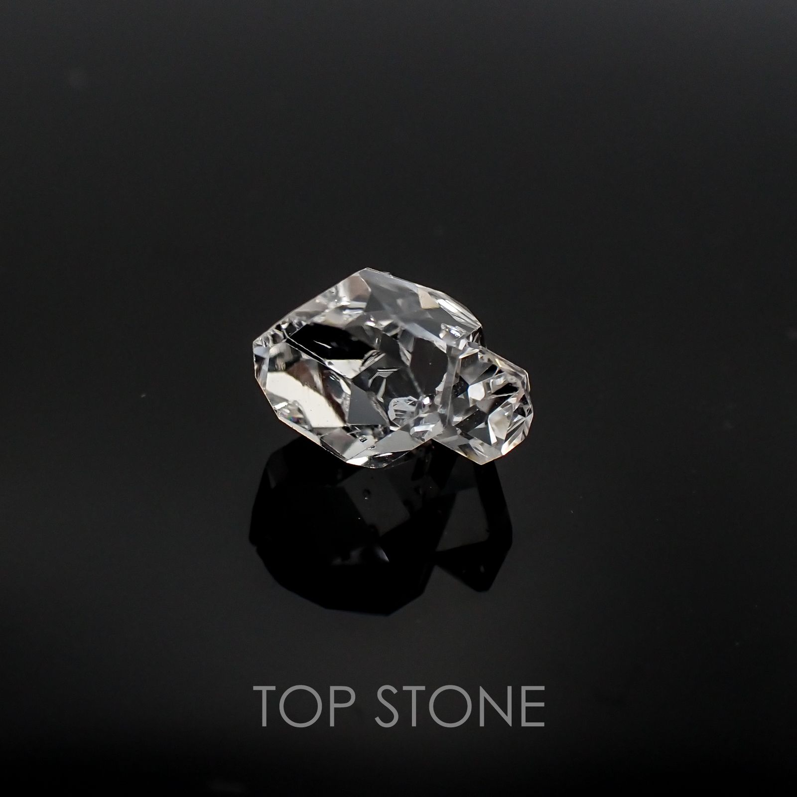 ハーキマーダイヤモンド アメリカ産 原石・結晶 2.54ct[20117555]9.4×8.2mm前後