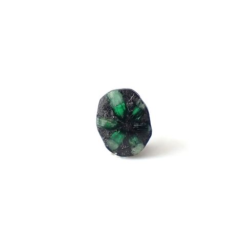 逆トラピッチェエメラルド(宝石名エメラルド)コロンビア産 識別済 0.36ct / 5.4x4.3mm前後 [260424414]