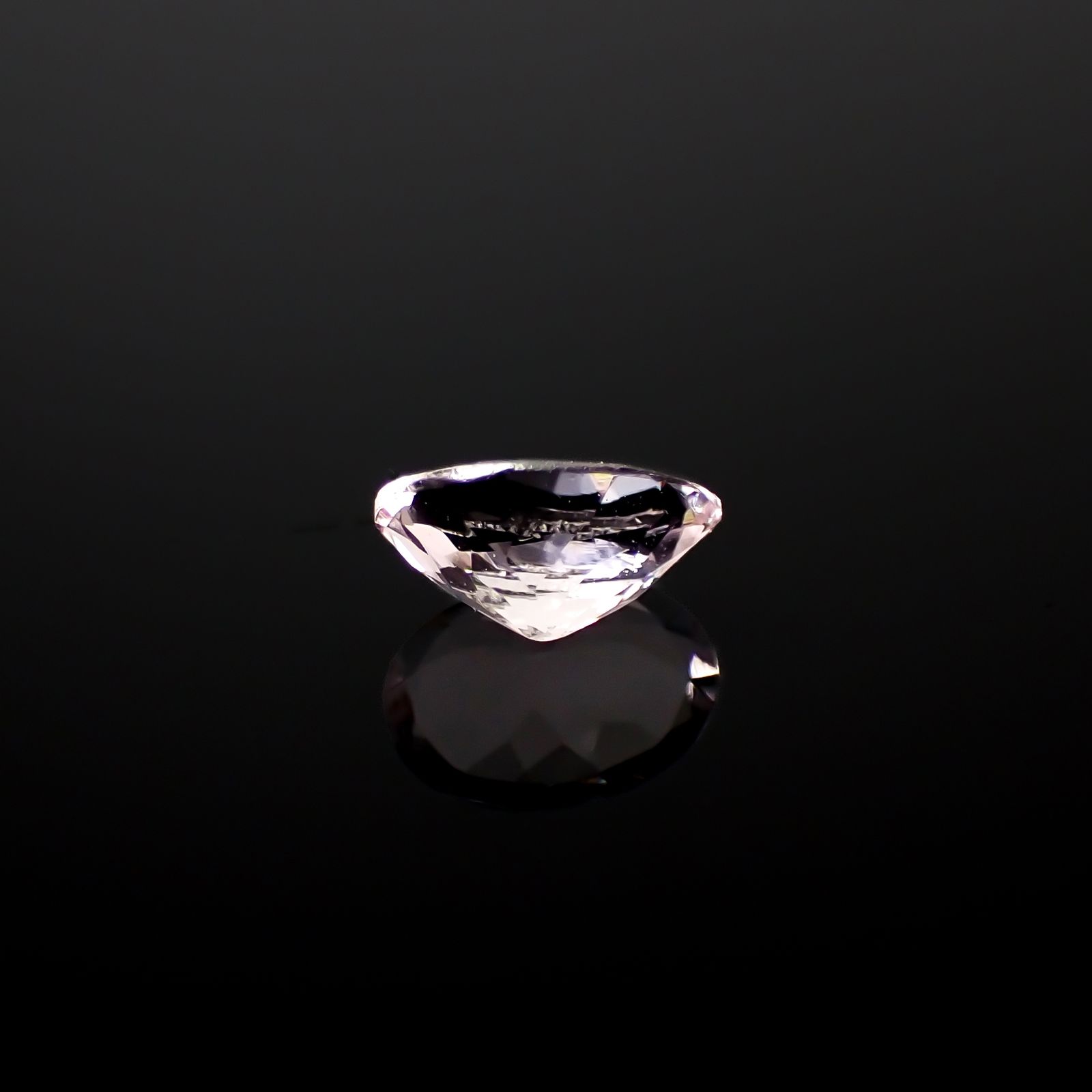 モルガナイト ブラジル産 0.55ct[240326769]6.8x4.7mm前後