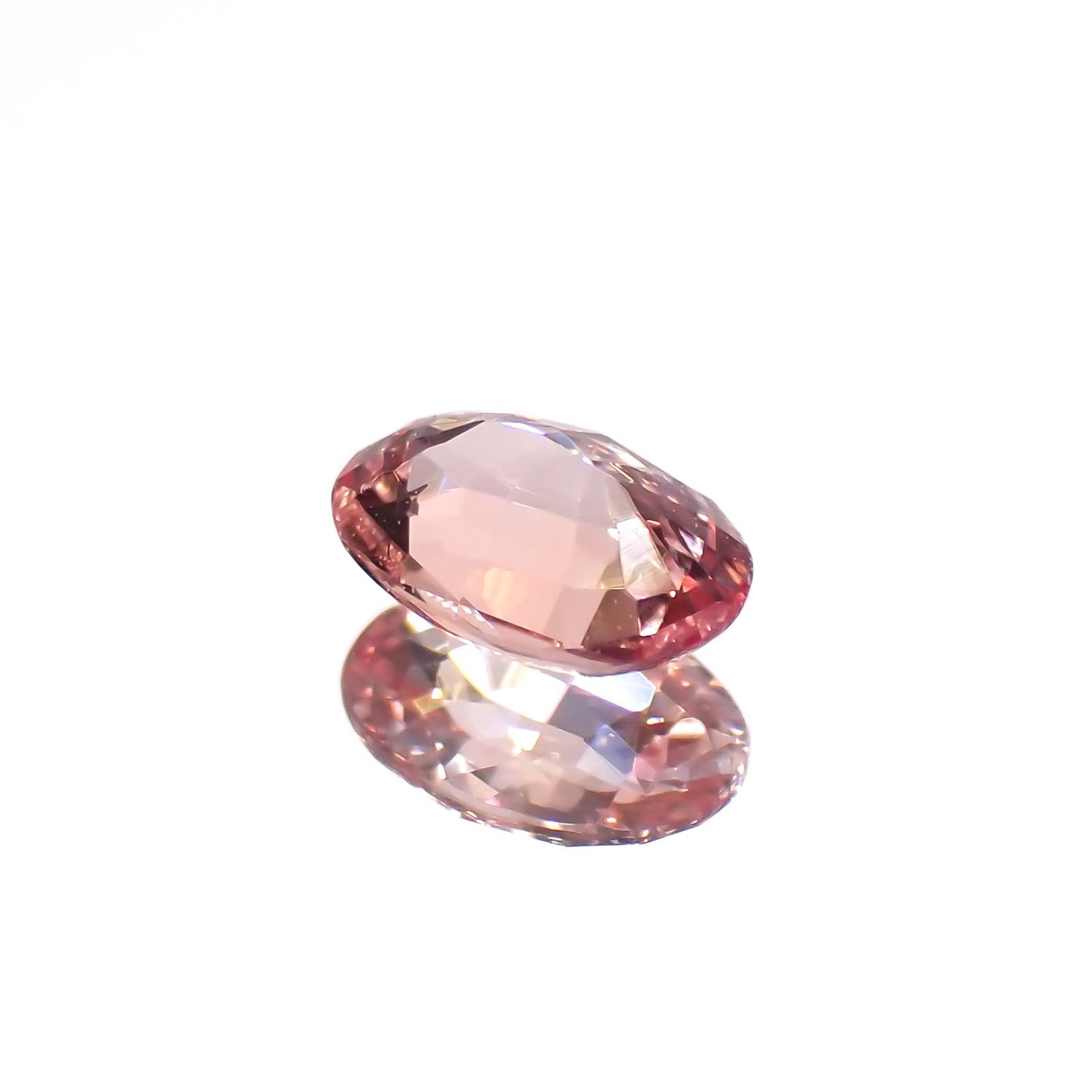 パパラチャサファイア(宝石名サファイア/別名パパラチャ・サファイア)スリランカ産 0.218ct DGL鑑付[221219220]4.46x3.14mm前後