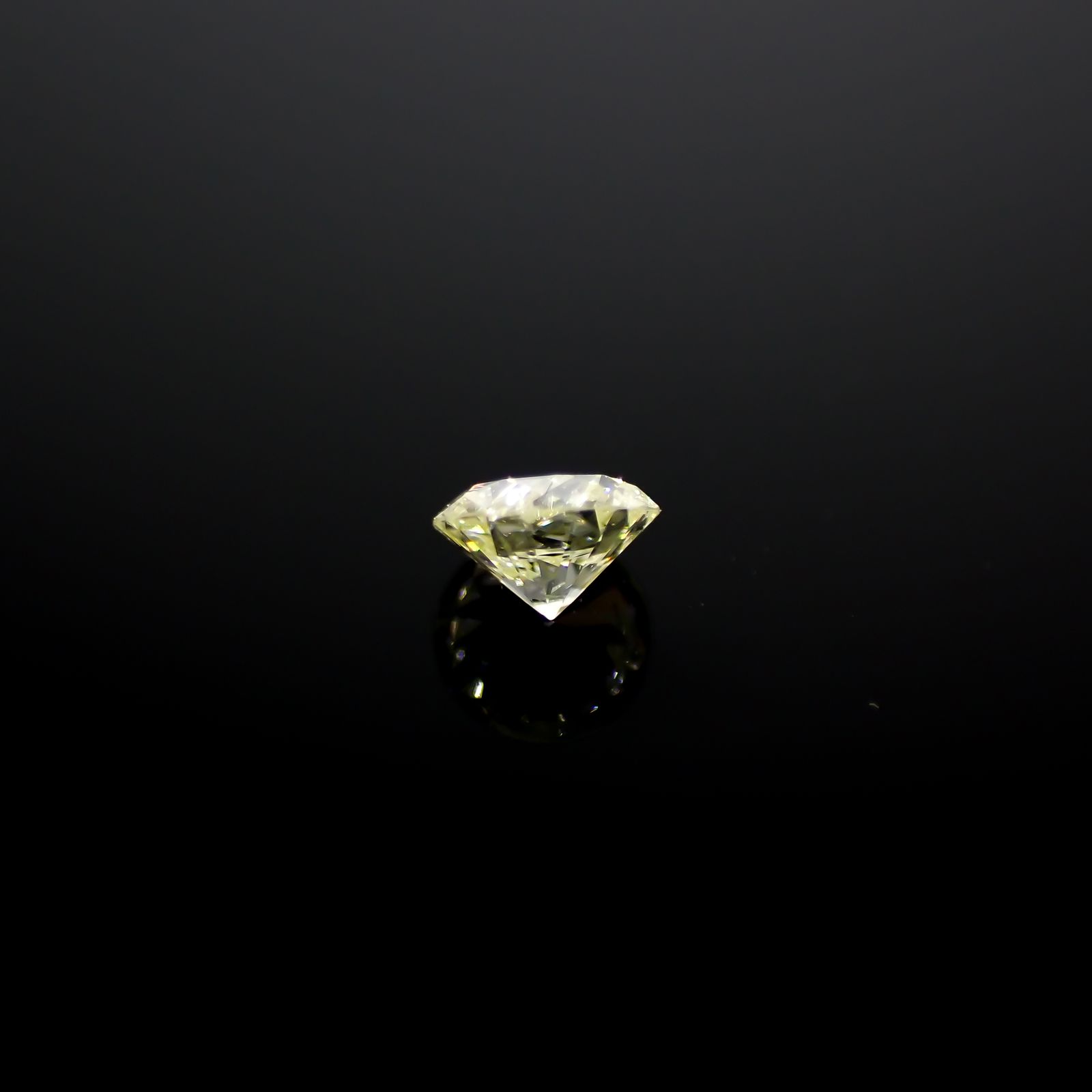 ライトイエローダイヤモンド TTLC/ I  0.10ct[240326878]2.9x2.9mm前後