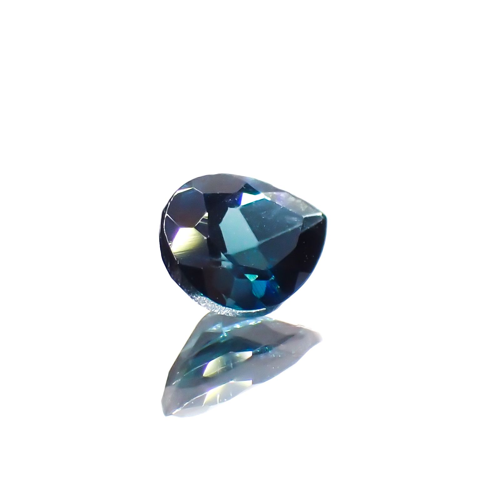 インディゴライト ブラジル/アフリカ産 0.27ct[230923522]5x3.9mm前後