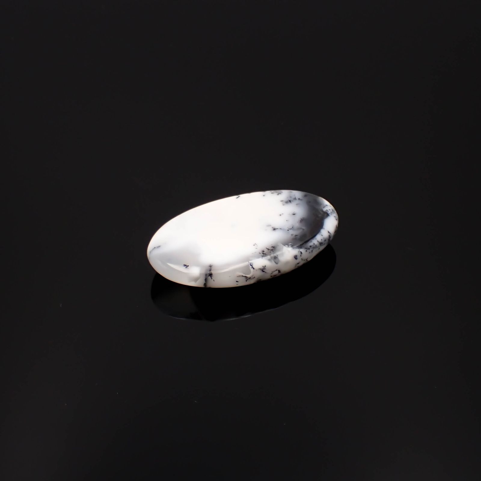 デンドリチックオパール ブラジル産 42.82ct[230722771]37.2x20.5mm前後