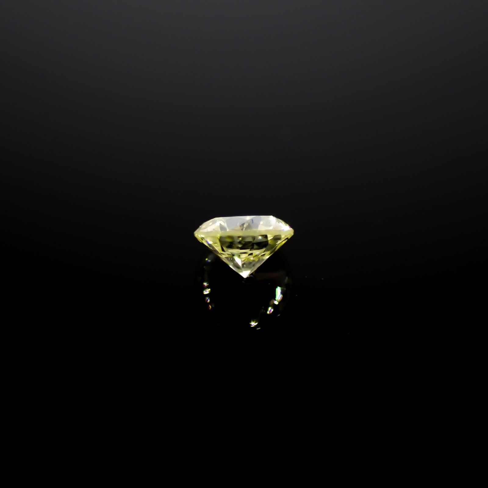 ライトイエローダイヤモンド TTLC/ I  0.10ct[240326876]2.9x2.9mm前後
