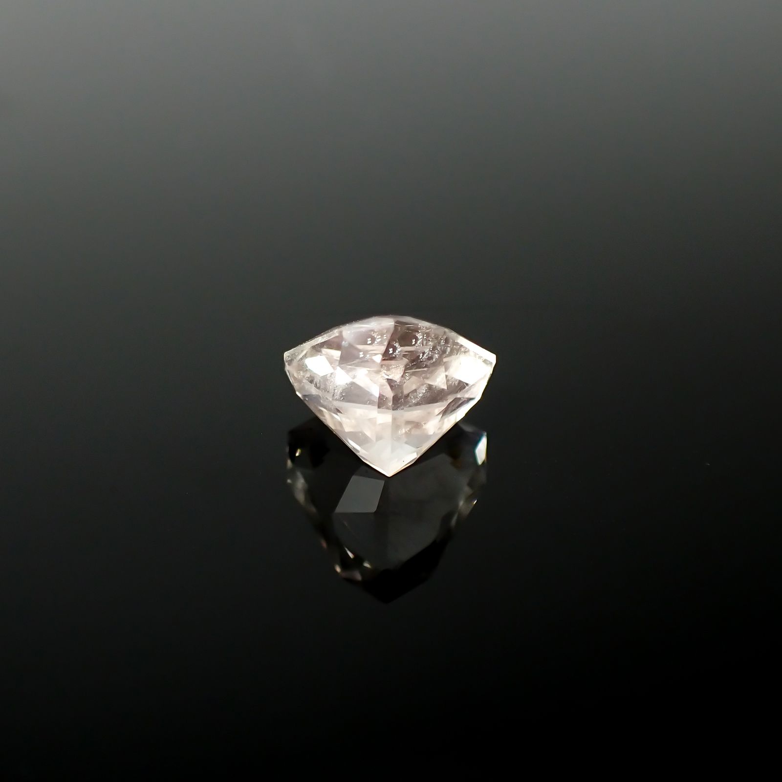 ◇カスタムカット◇ピンクエンジェルラダー マダガスカル産 4.30ct[240125430]10.9x10.9mm前後