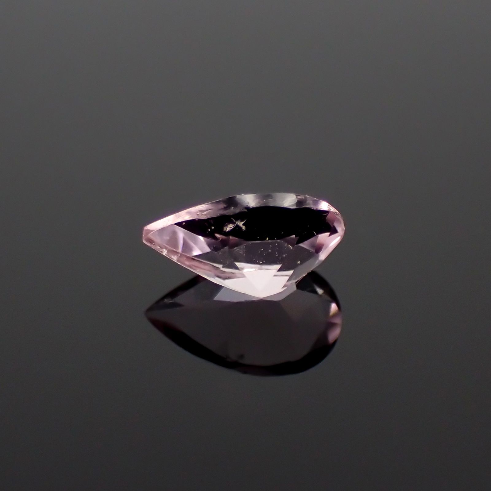 モルガナイト モザンビーク産 0.16ct[230923357]4.9x3mm前後
