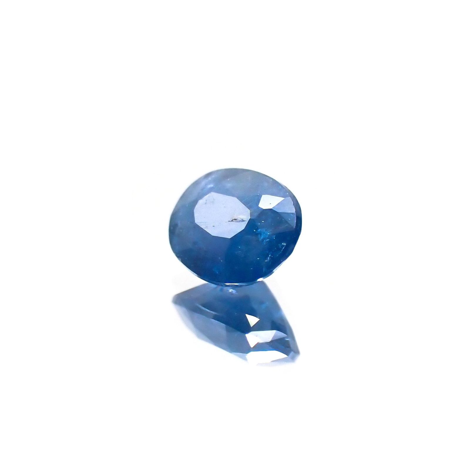 ガーナイト(宝石名 含コバルト・ガーナイト) ナイジェリア産 ソ付(彩珠) 0.344ct / 4.2x3.4mm前後 [210510958]