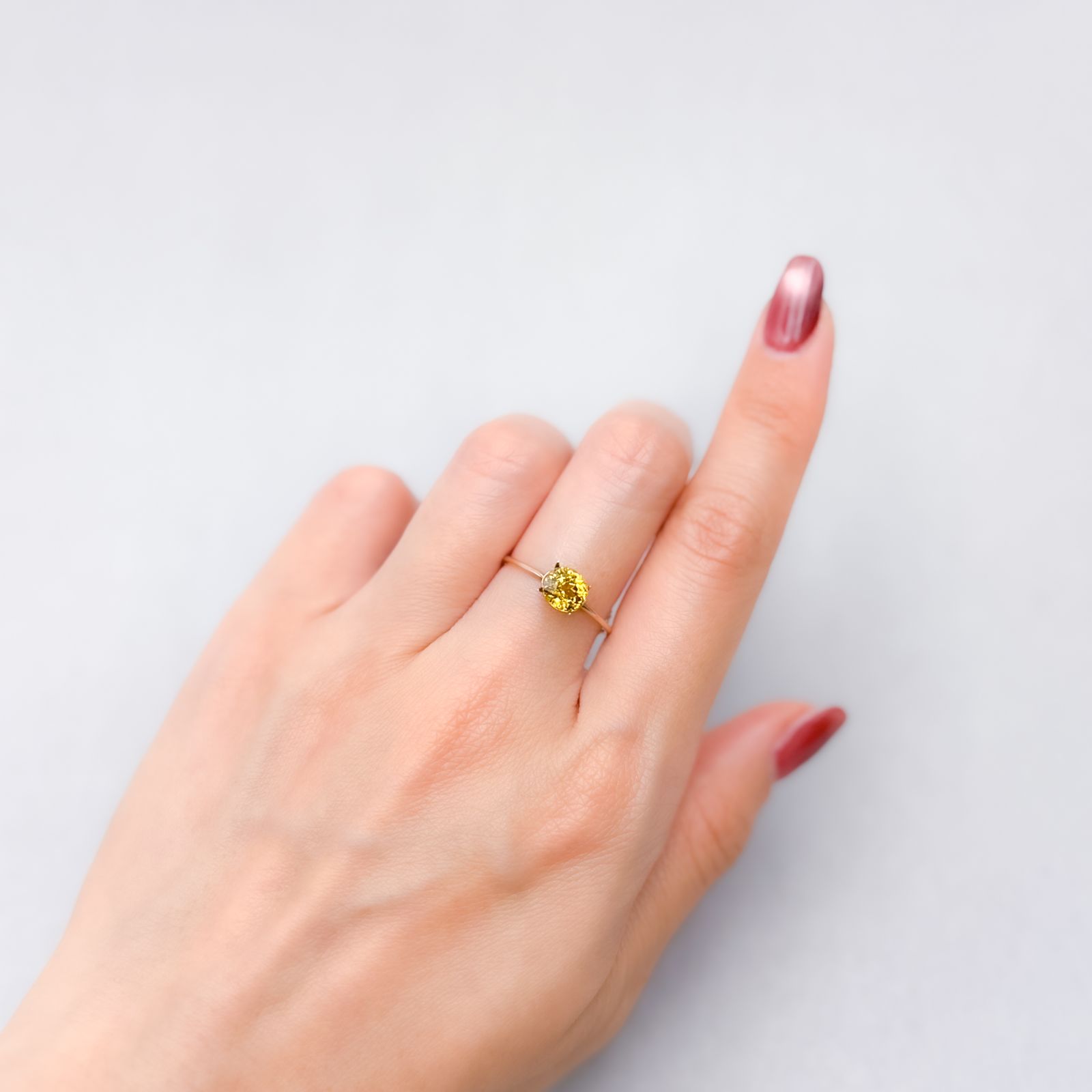マリガーネット(宝石名グロッシュラー アンドラダイト・ガーネット)マリ共和国産 1.40ct 識別済[220115241]6.5x5.9mm前後