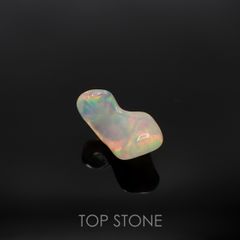 ◇バロック型◇エチオピアオパール(宝石名オパール) エチオピア産 3.11ct 識別済[210611395]14.7×8mm前後