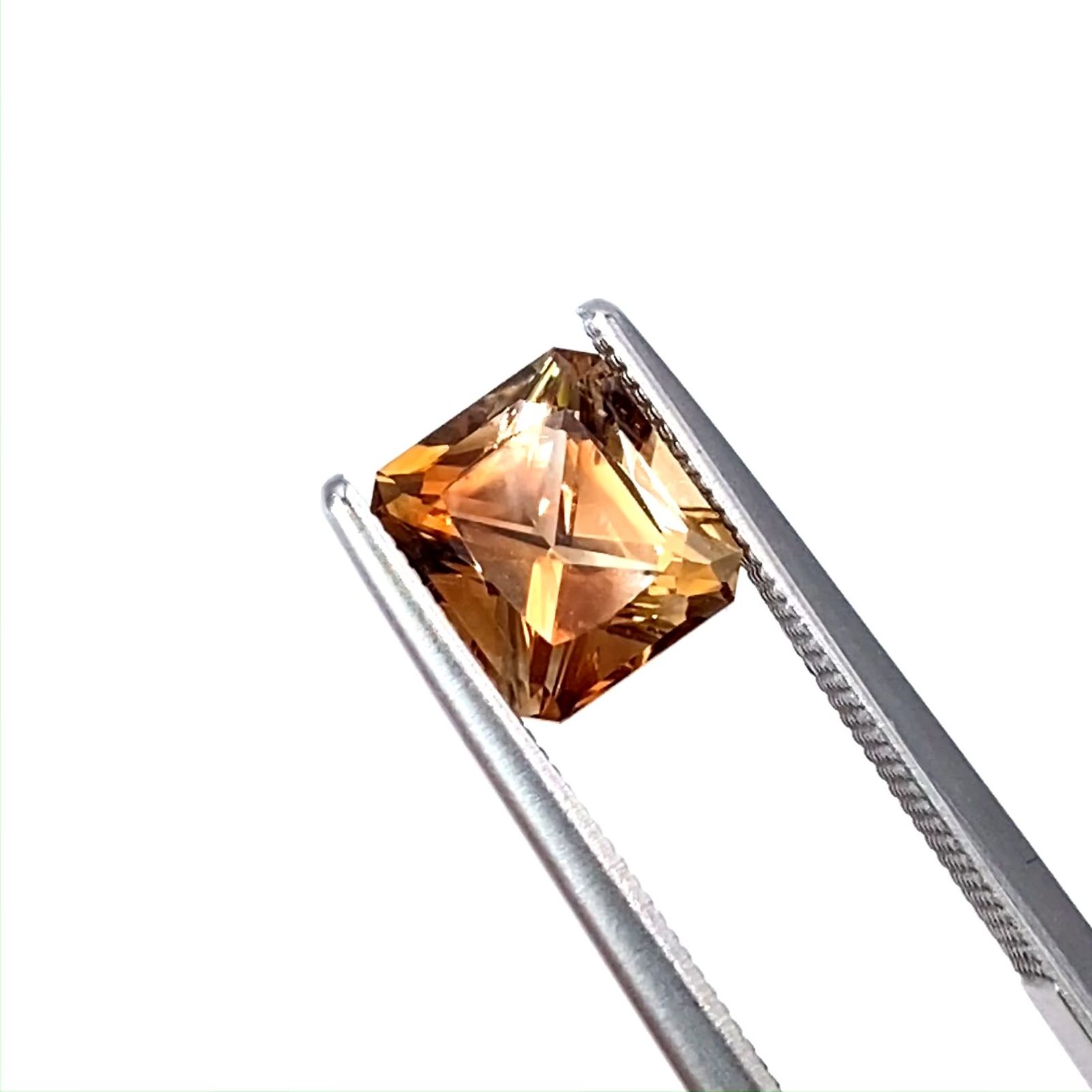 バイカラートパーズ ブラジル・ミナスジェライス州産 2.17ct / 7.3x6