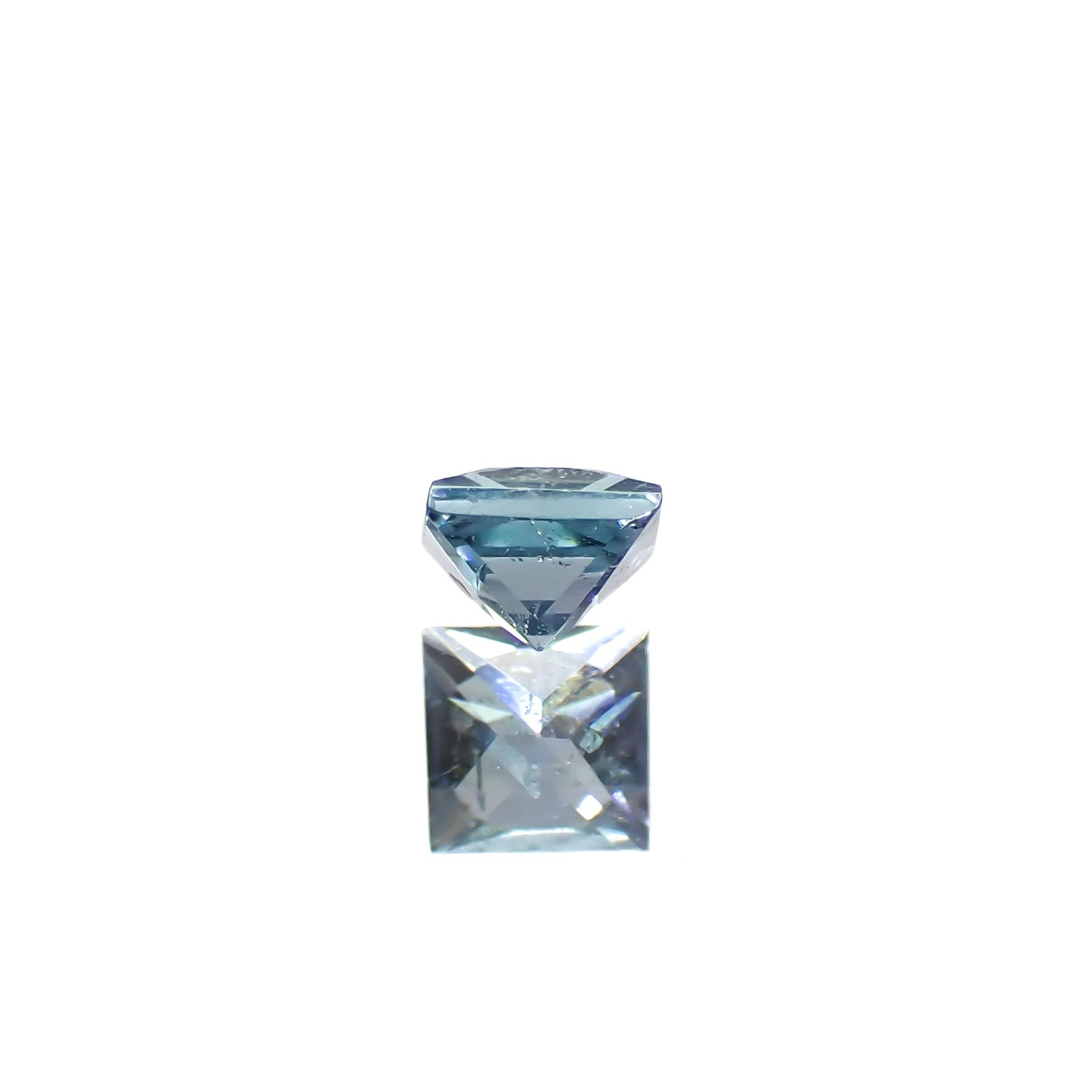 ◇プリンセスカット◇ブルーグリーンコーネルピン(宝石名ブルーグリーン・コーネルピン)タンザニア産 0.15ct 識別済[240527681]2.8x2.8mm前後