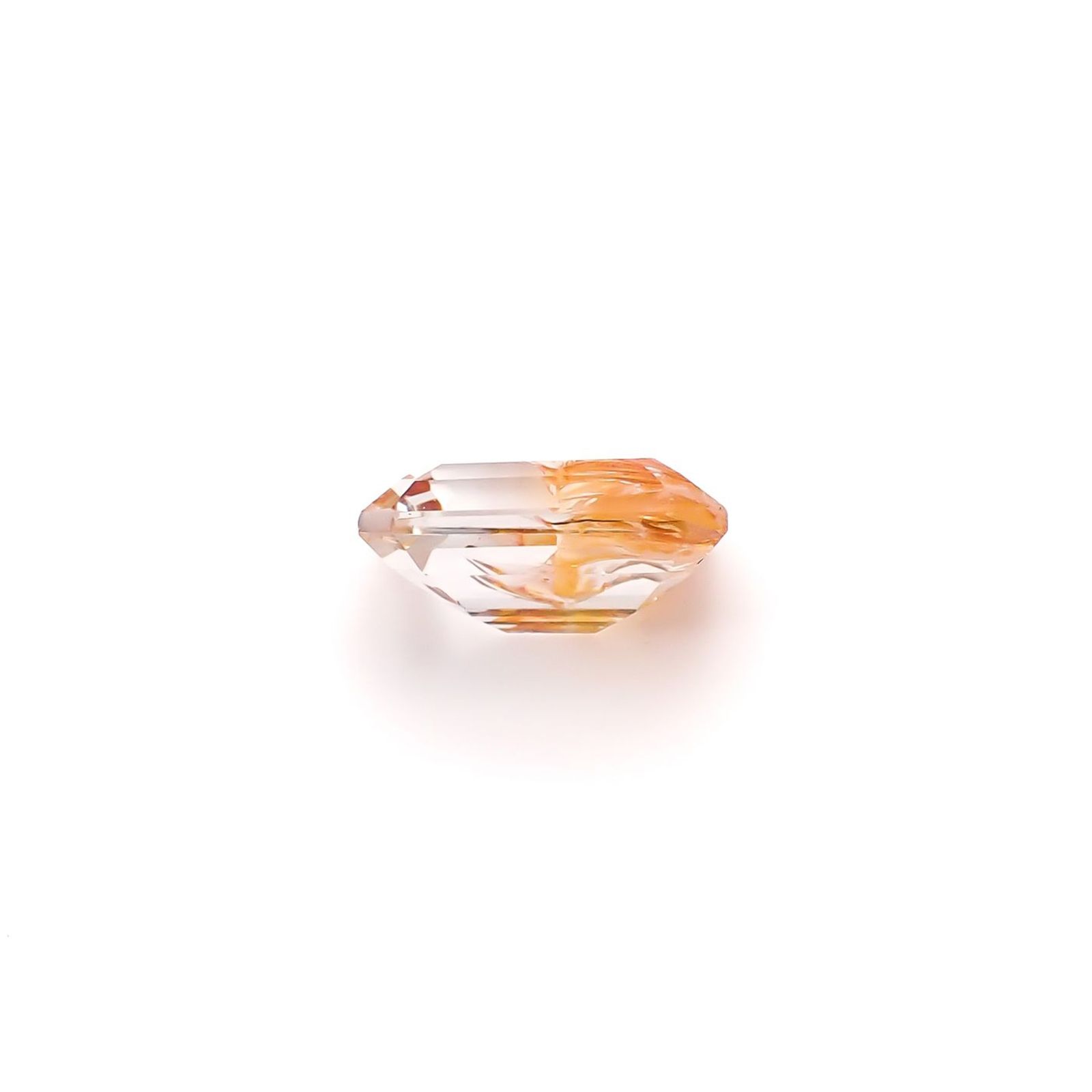 オーロラクォーツ ブラジル産 3.89ct / 11.1x8.7mm前後 [260331888]