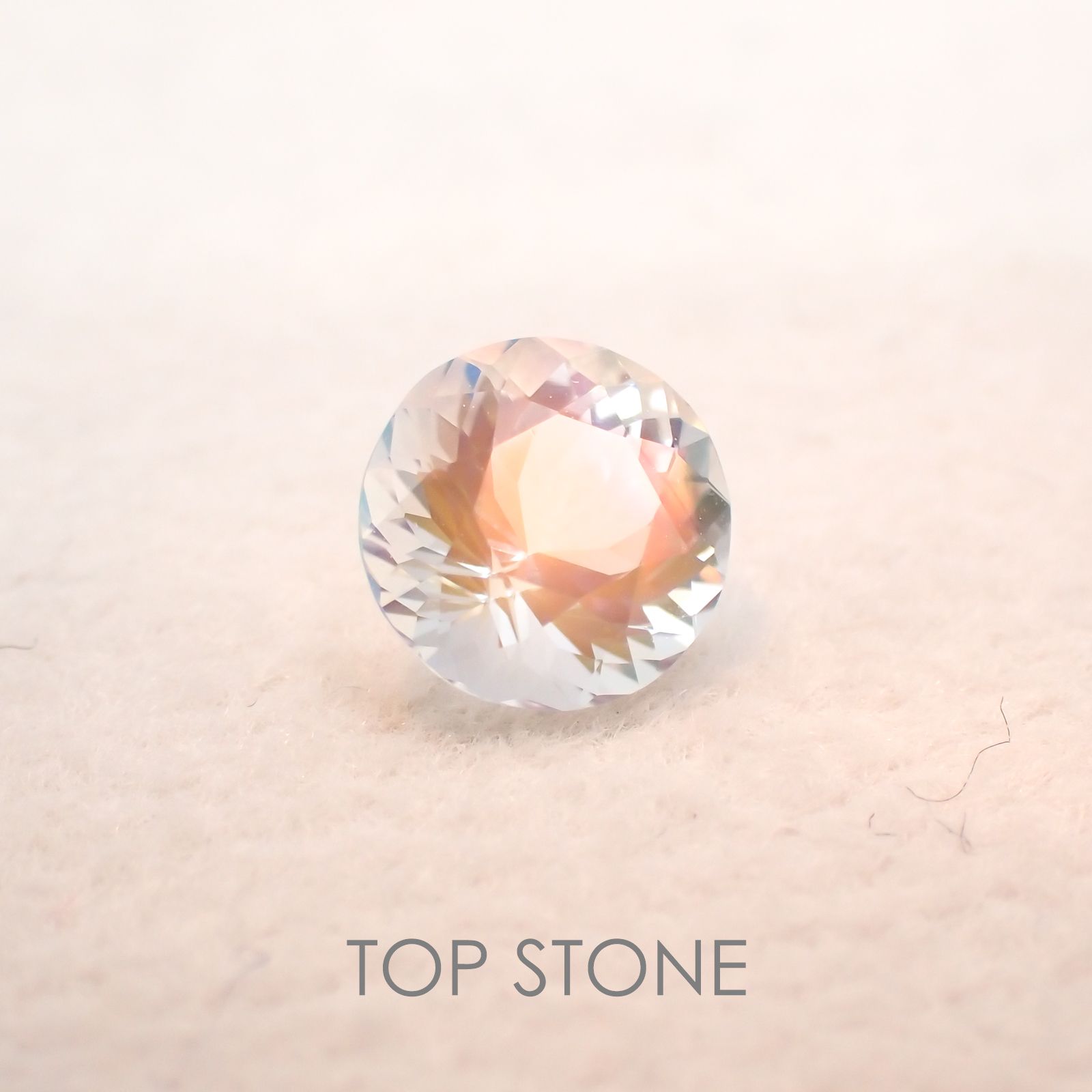 レインボームーンストーン(アンデシンラブラドライト) マダガスカル産 ルース 0.77ct[210310256]6×6mm前後