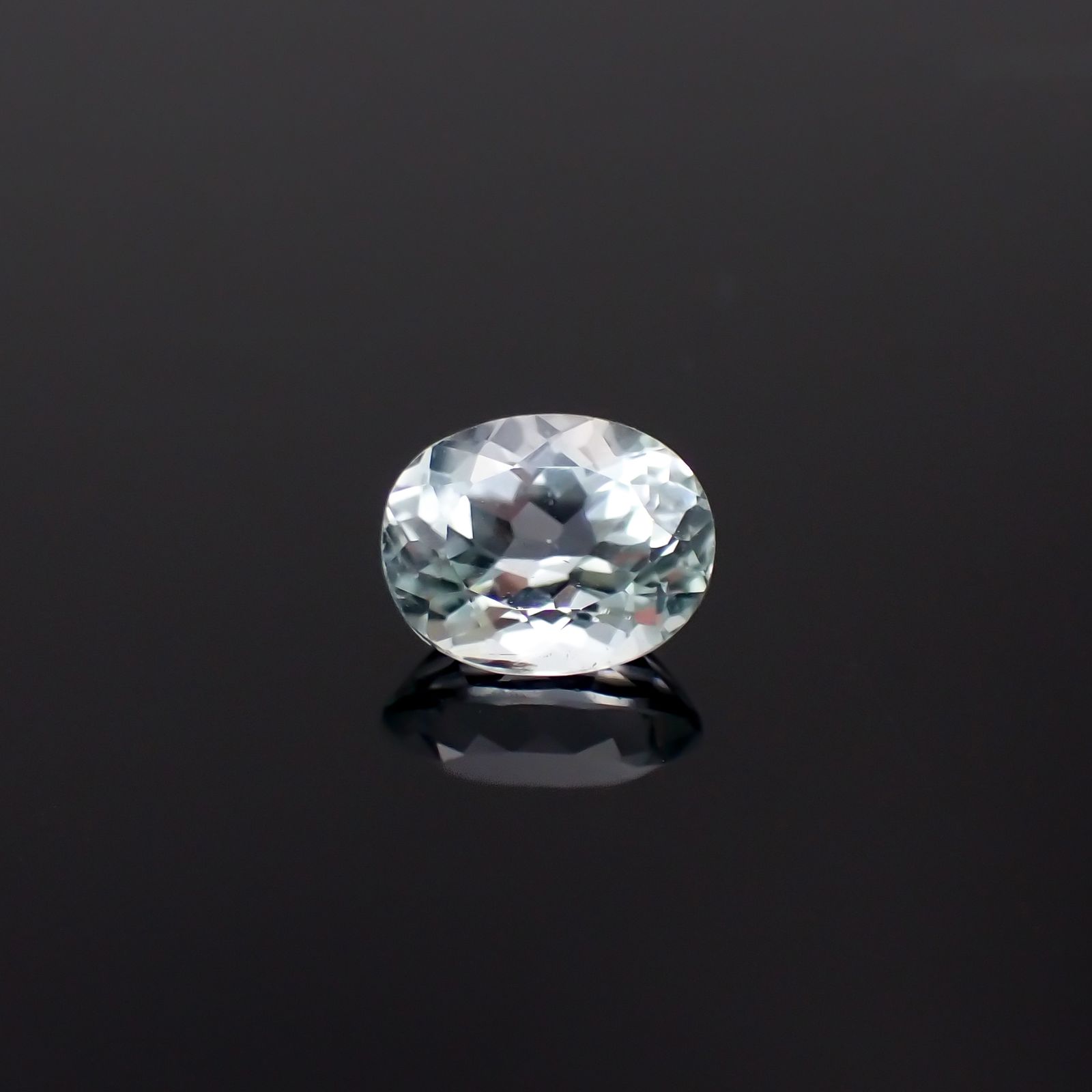 モンテブラサイト(宝石名モンテブラサイト)マダガスカル産 1.30ct 識別済[240125400]7.5x6mm前後