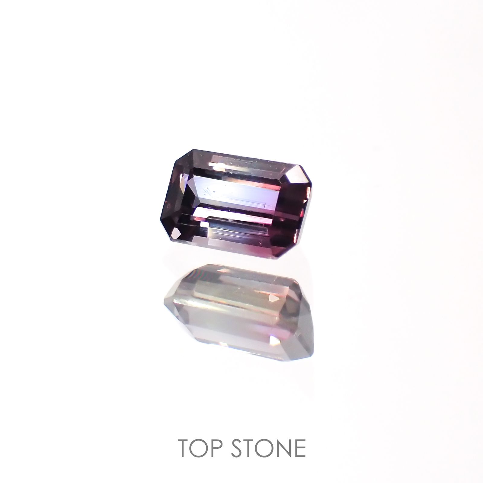バイカラーサファイア(宝石名バイカラー・サファイア)タンザニア産 0.28ct 識別済[220113888]4.1x2.7mm前後