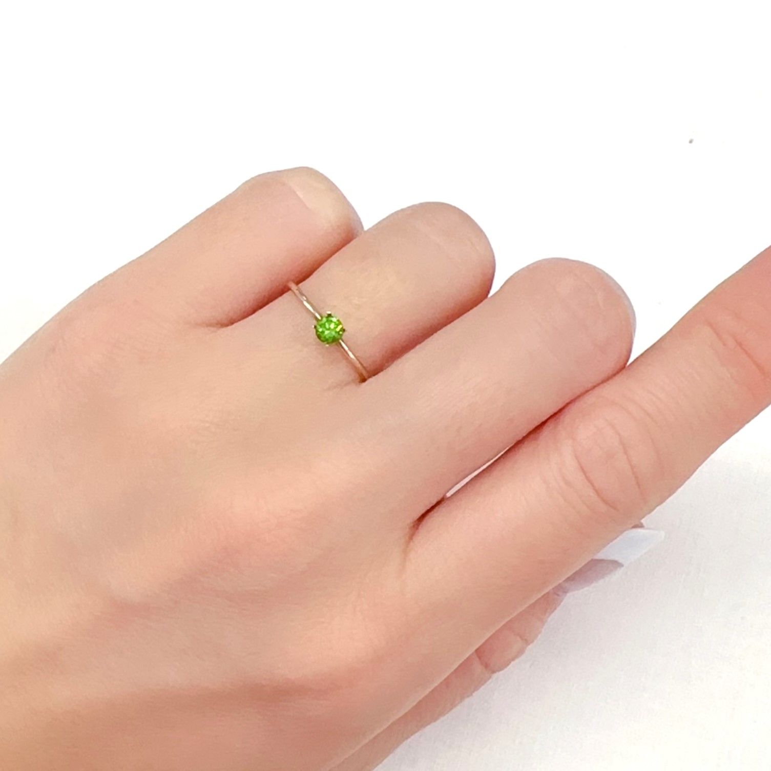 デマントイドガーネット ロシア産 0.24ct[231224557]3.6x3.5mm前後