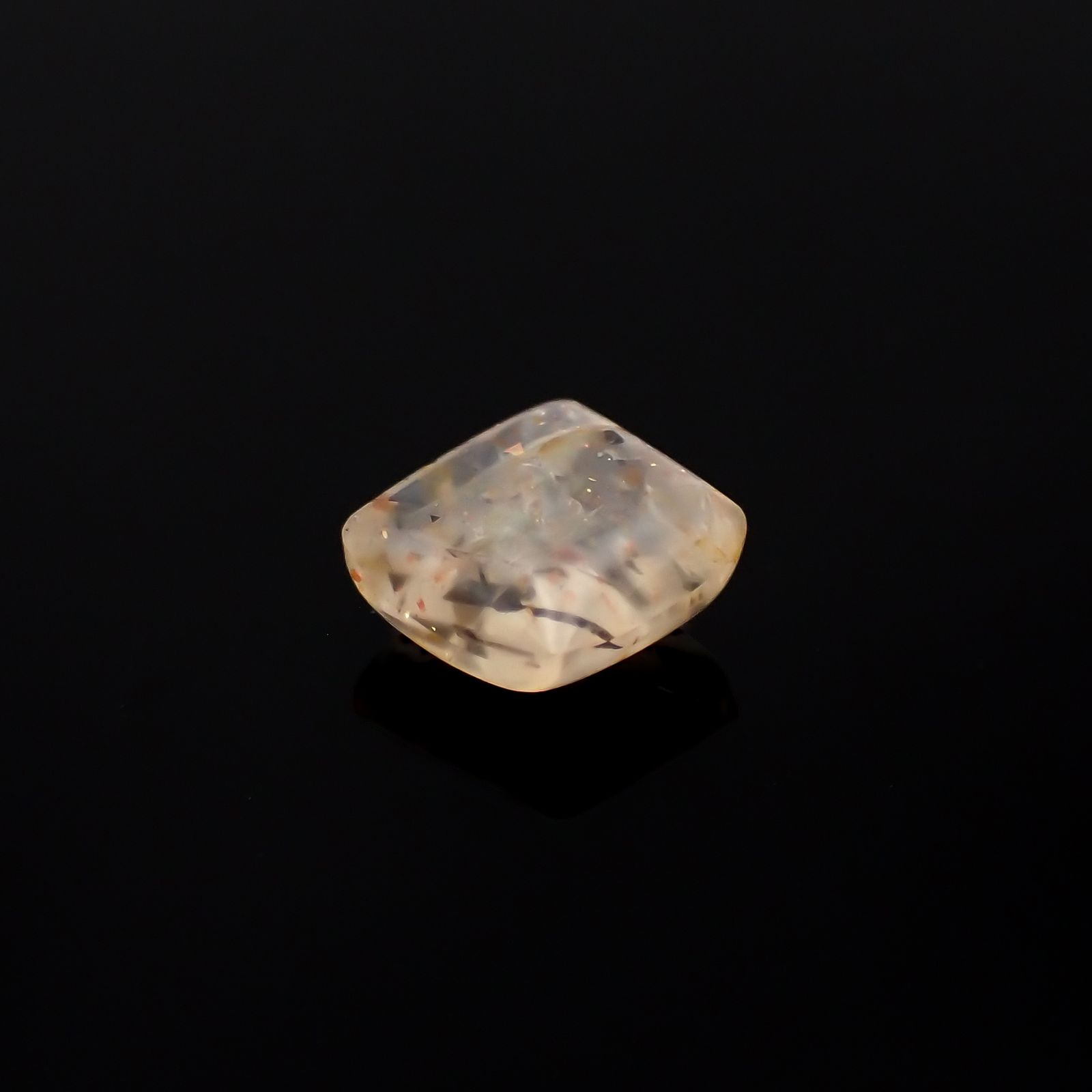 レインボーラティスサンストーン オーストラリア産 1.86ct[230722899]7.7x7.5mm前後