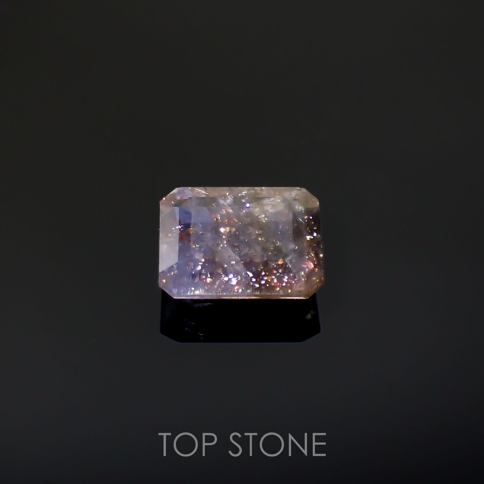 ブラッドショットアイオライト インド産 1.84ct[220616721]9.1x7.1mm前後