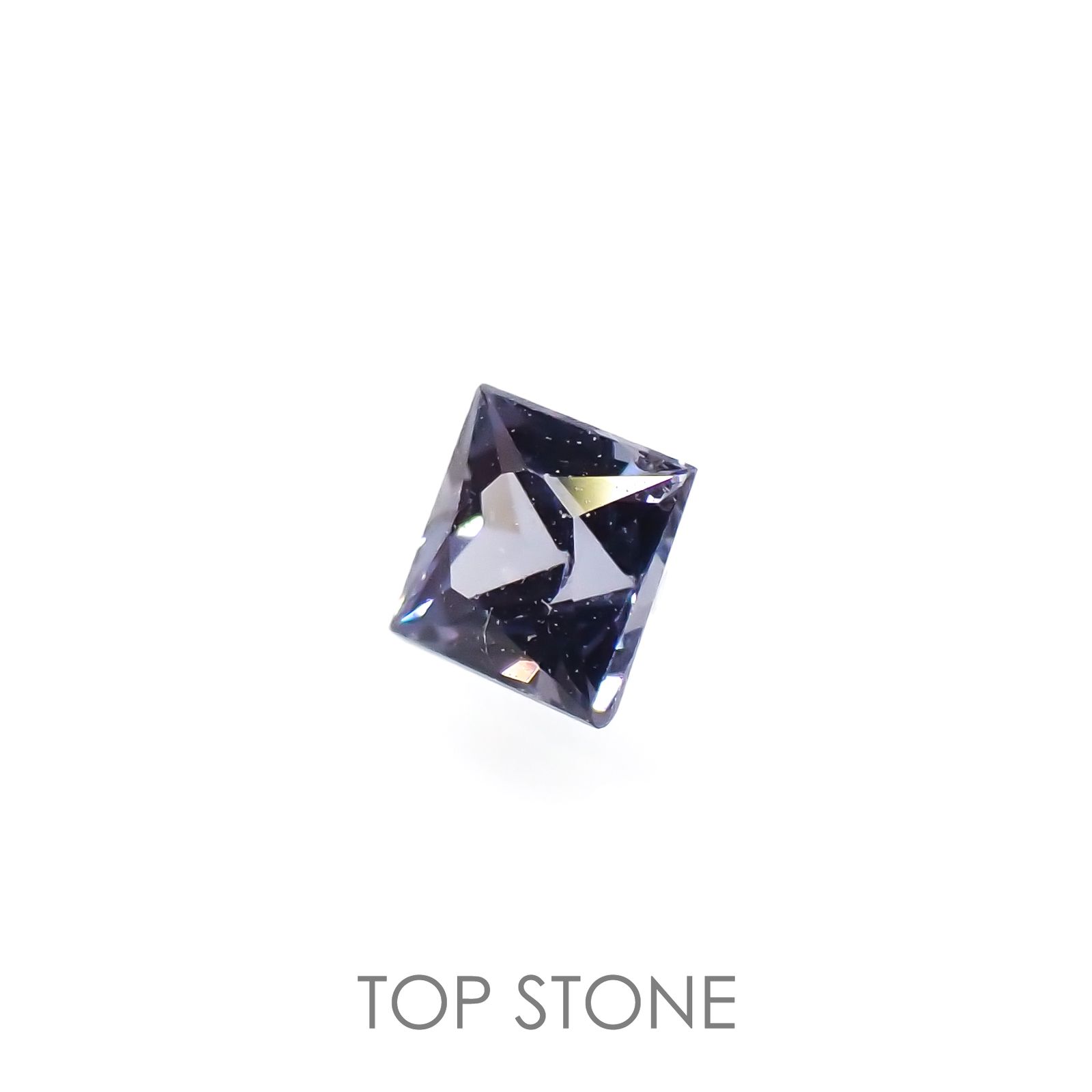◇プリンセスカット◇カラーチェンジガーネット アレキタイプ(宝石名ガーネット)マダガスカル・ベキリー産 0.12ct 識別済[220616540]2.5x2.4mm前後