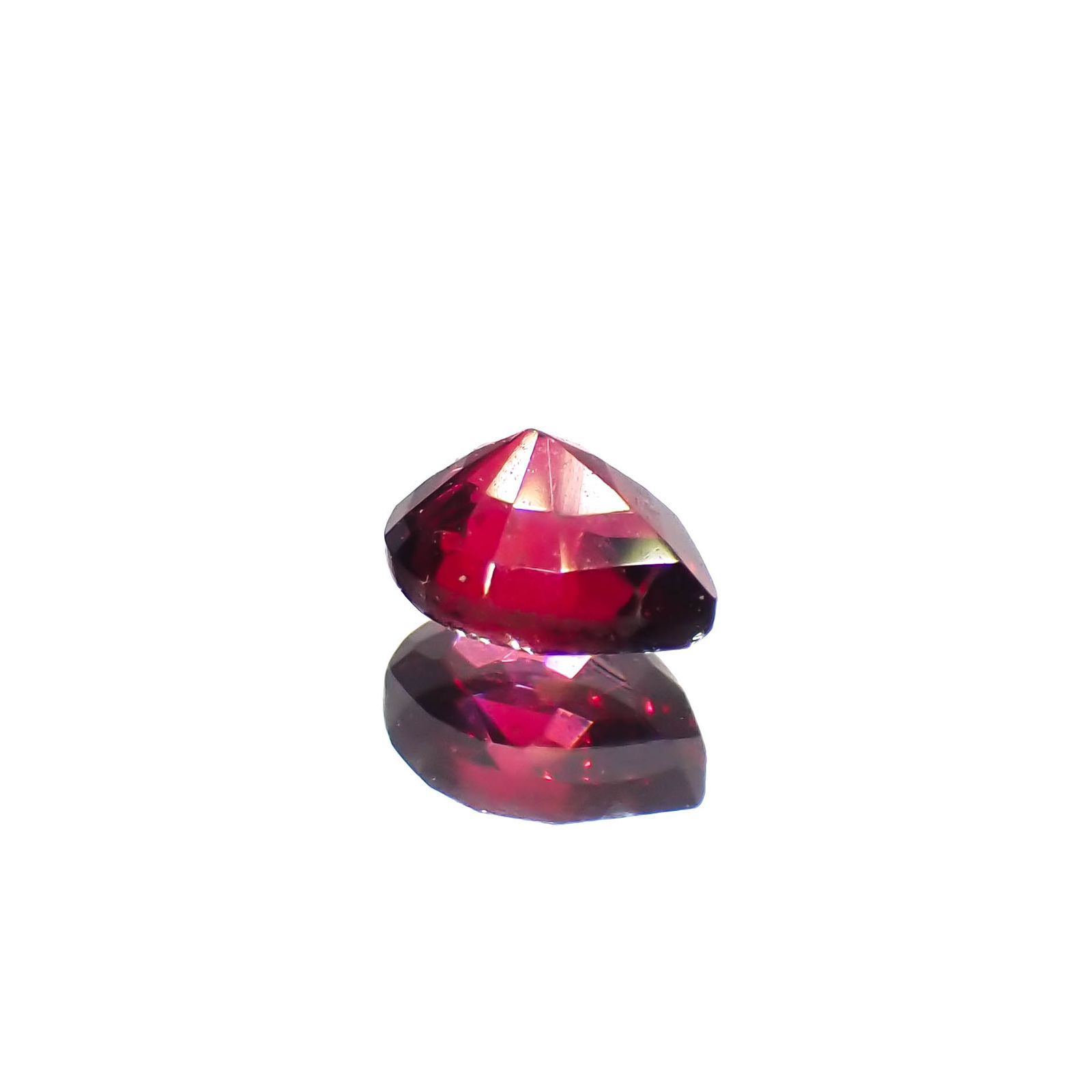 レッドスピネル ビルマ産 0.20ct[230722607]4.1x3.1mm前後