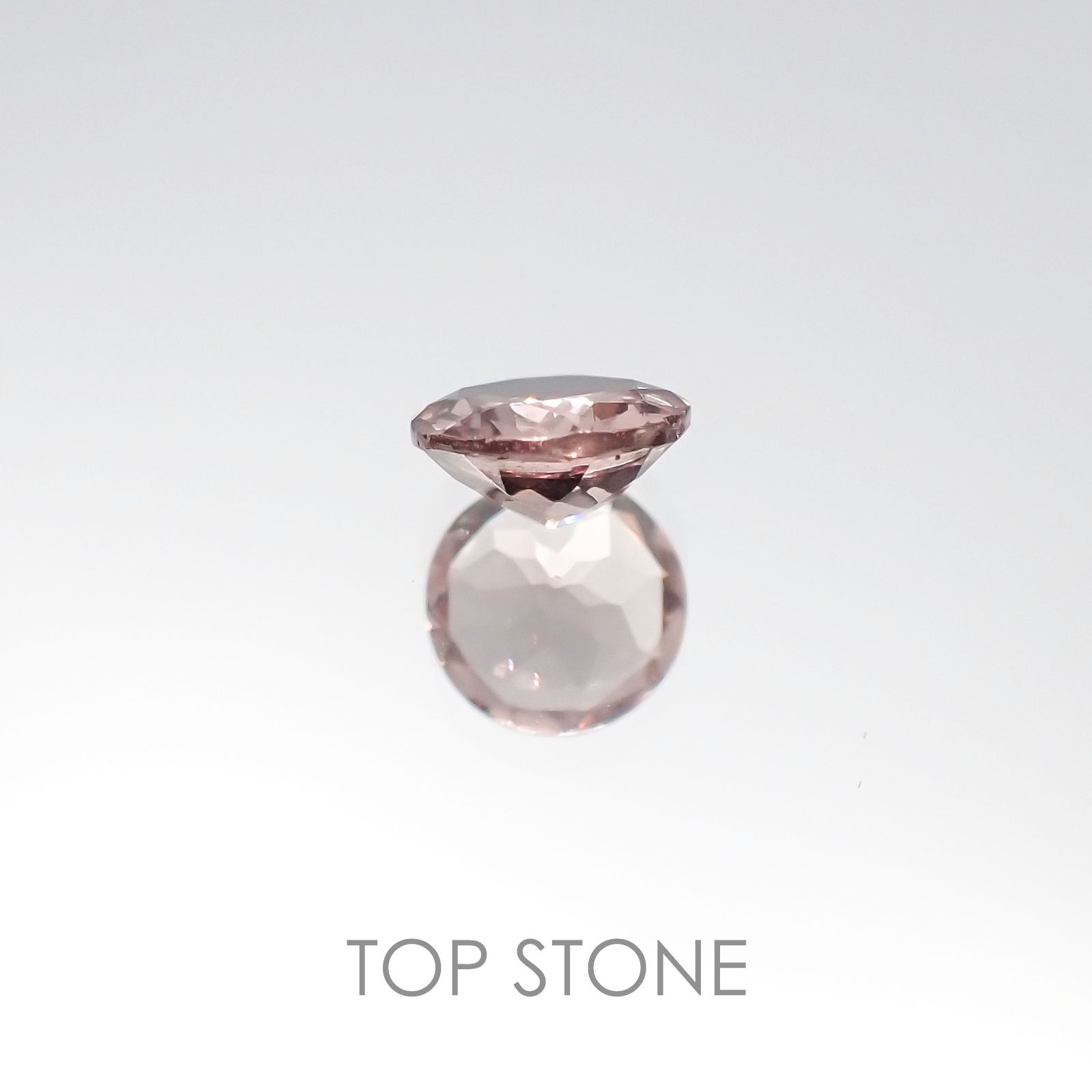 カラーチェンジマラヤガーネット(宝石名ガーネット) タンザニア・マヘンゲ産 0.52ct 識別済[20106090]5×5mm前後
