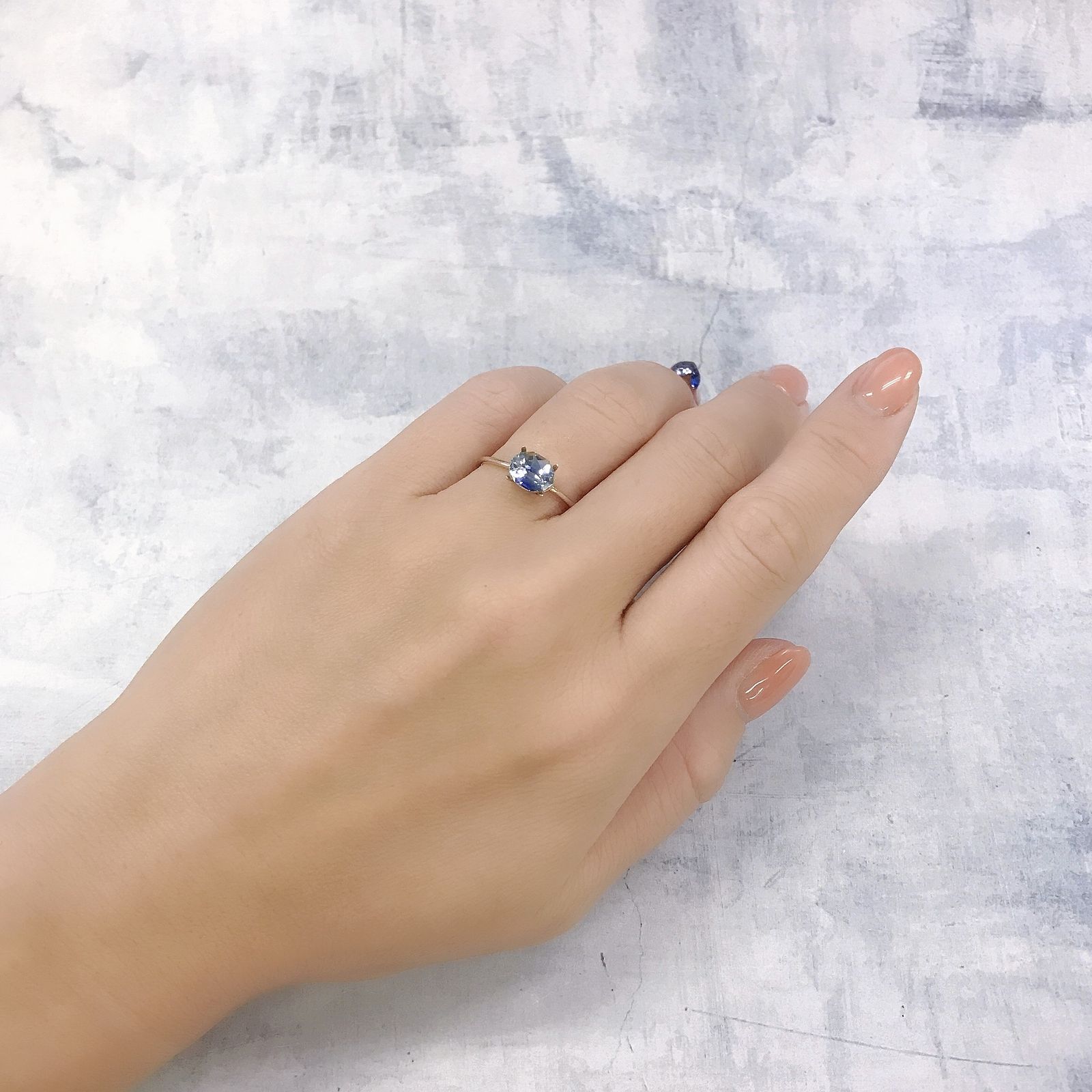 ◇カスタムカット◇アイスブルーサファイア(宝石名サファイア)スリランカ/マダガスカル産 1.90ct 識別済[220817455]7.5x5.6mm前後