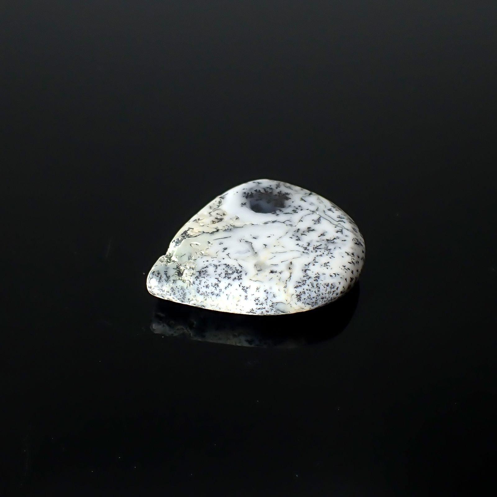 デンドリチックオパール ブラジル産 32.69ct [250931115]31.8x25.6mm前後