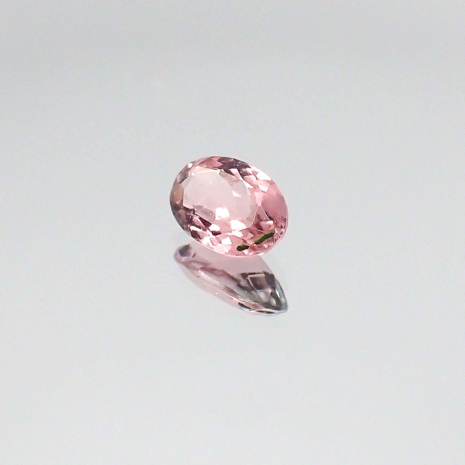 ピンクトルマリン(宝石名ピンク・トルマリン)ブラジル産 0.43ct 識別済[230722940]6.2x3.9mm前後