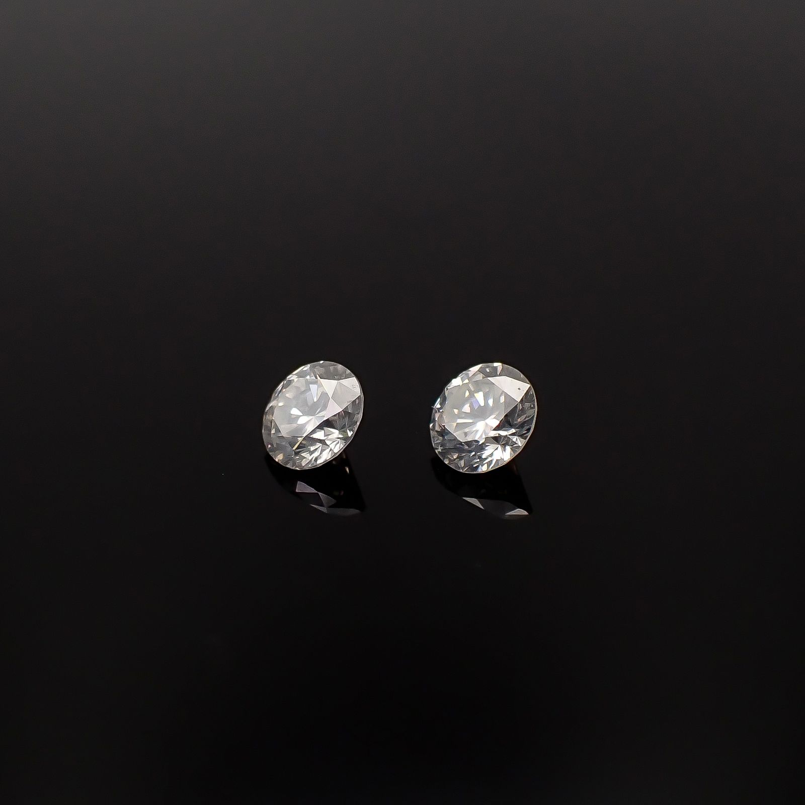 ◇ペアセット◇シルキーダイヤモンド 0.31ct(2pcs合計) / 3.4x3.4mm前後 [260431963]