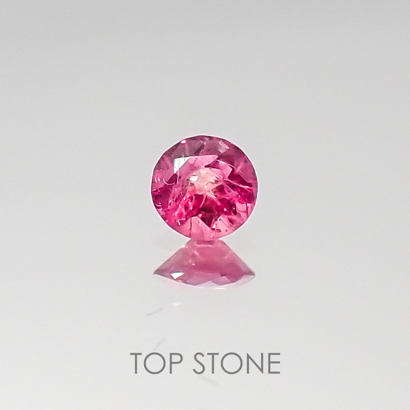 レッドベリル アメリカ・ユタ州産 ルース 0.08ct[20085223]3×2.9mm前後
