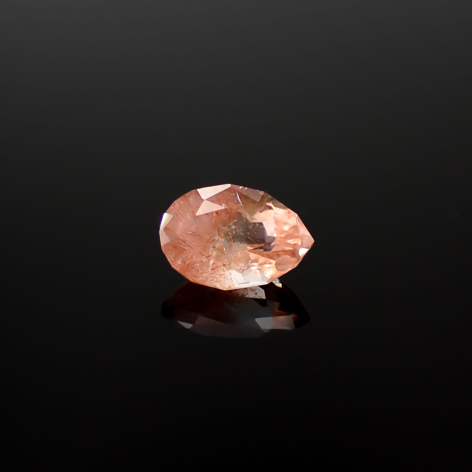 ◇カスタムカット◇ストロベリークォーツ カザフスタン産 0.78ct[240628293]7.5x5.1mm前後