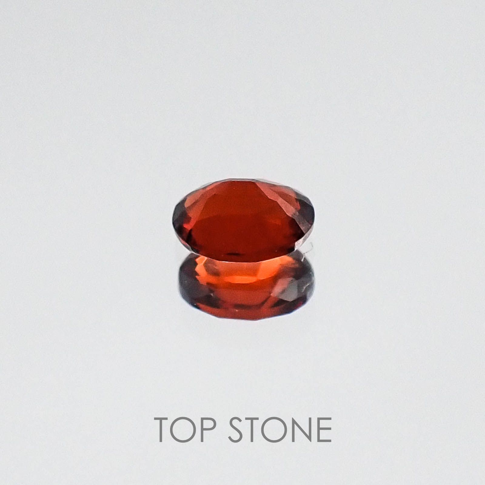 レッドスピネル タンザニア産 ルース 0.18ct[20073931]3.8×3mm前後