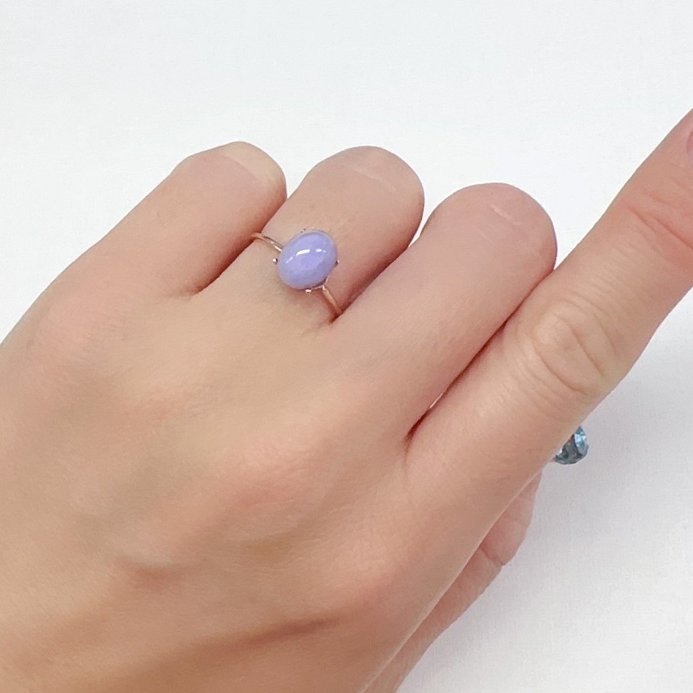 ラベンダー翡翠 ビルマ産 2.02ct[240326954]8.9x7.1mm前後
