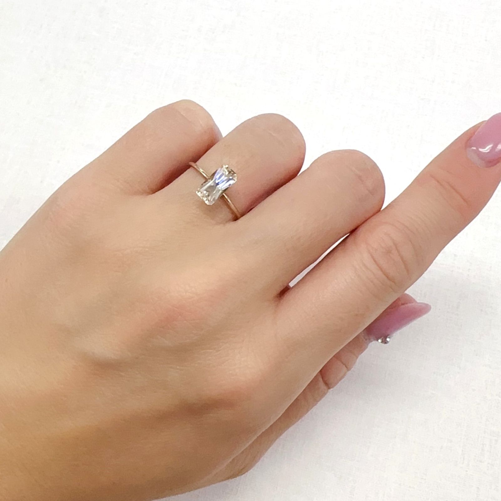 モルガナイト(宝石名モルガナイト)ナイジェリア産 1.18ct 識別済[231224424]8.8x4.5mm前後