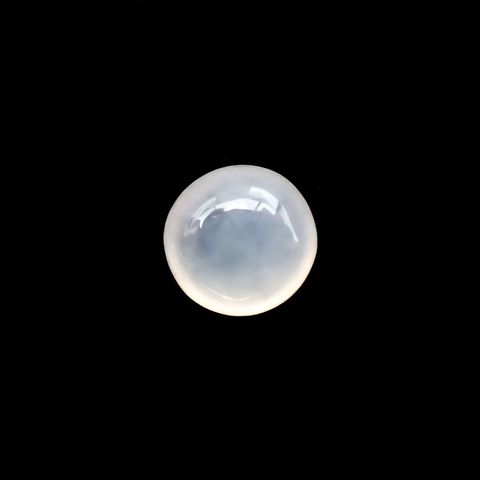 白翡翠(宝石名ホワイト・ジェダイト(翡翠))ビルマ産 1.363ct ソ付(彩珠)[230823222]6.6x6.5mm前後