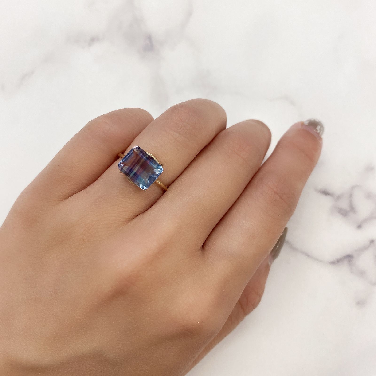 バイカラーフローライト ブラジル産 ルース 4.46ct[210913216]10.1×8mm前後