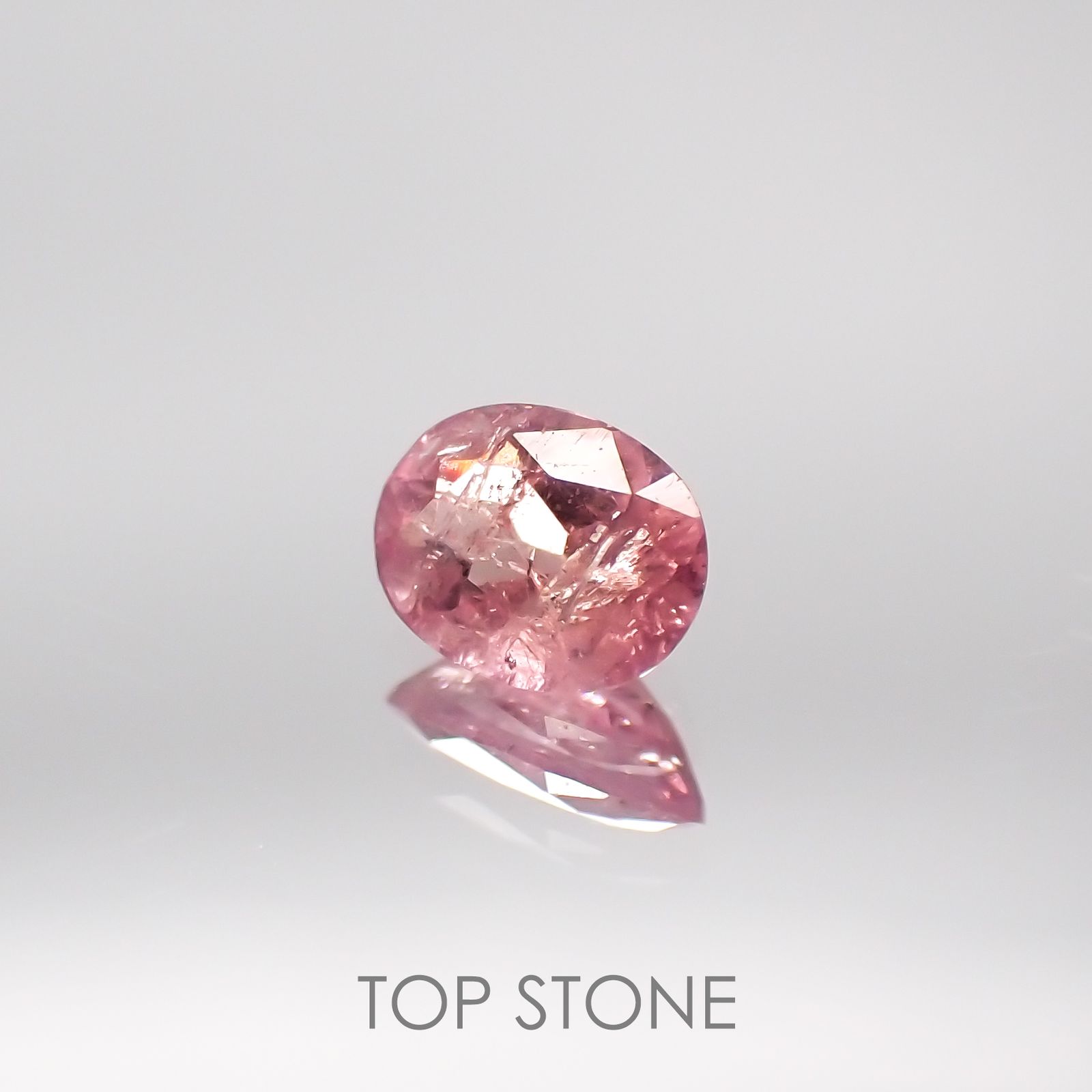 ペツォッタイト(ラズベリル)(宝石名ペツォッタイト) マダガスカル産 0.150ct ソ付(彩珠)[210611206]4.1×3mm前後