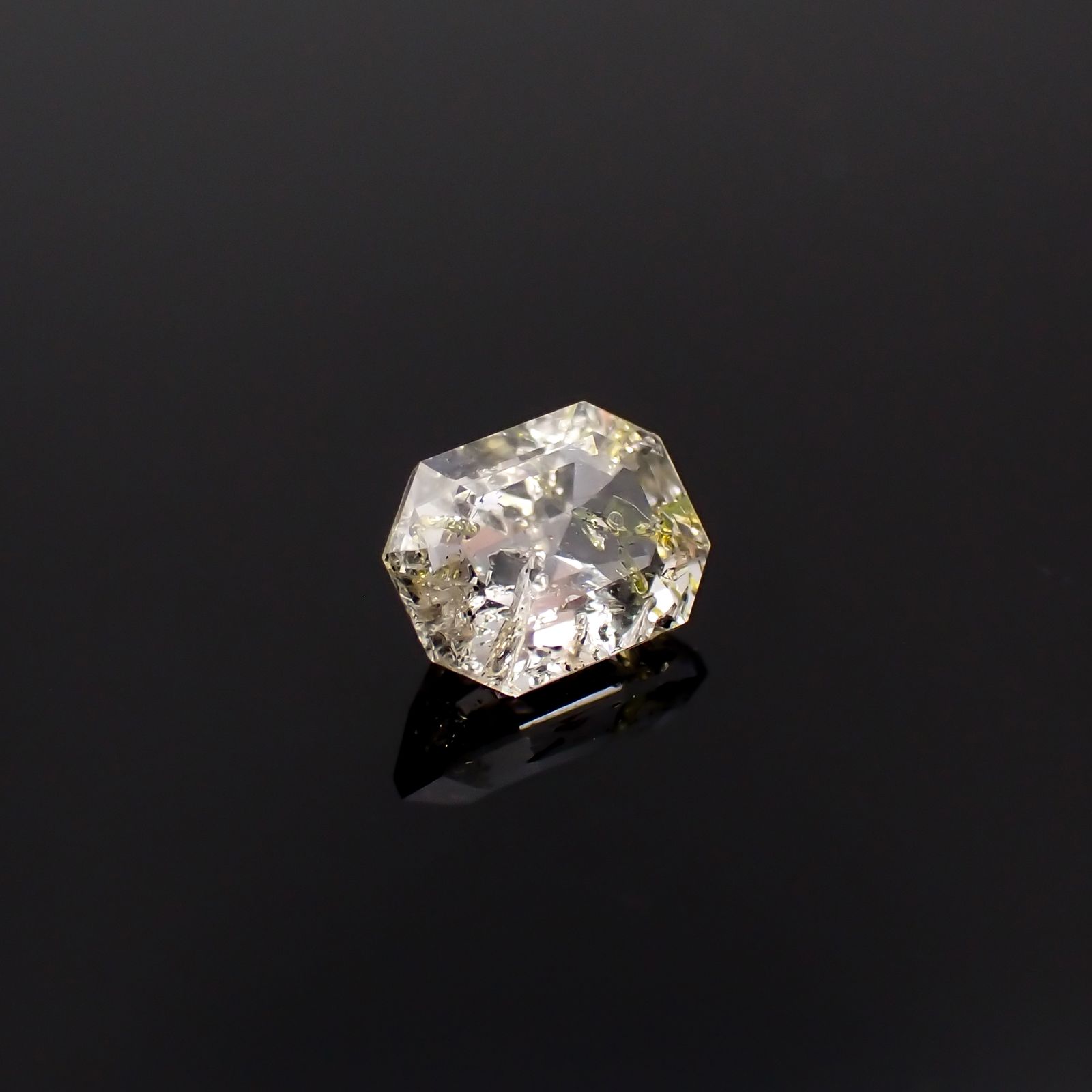 ◇カスタム・オクタゴンカット◇オイルインクォーツ パキスタン産 0.44ct [231224723]5.4x4.1mm前後