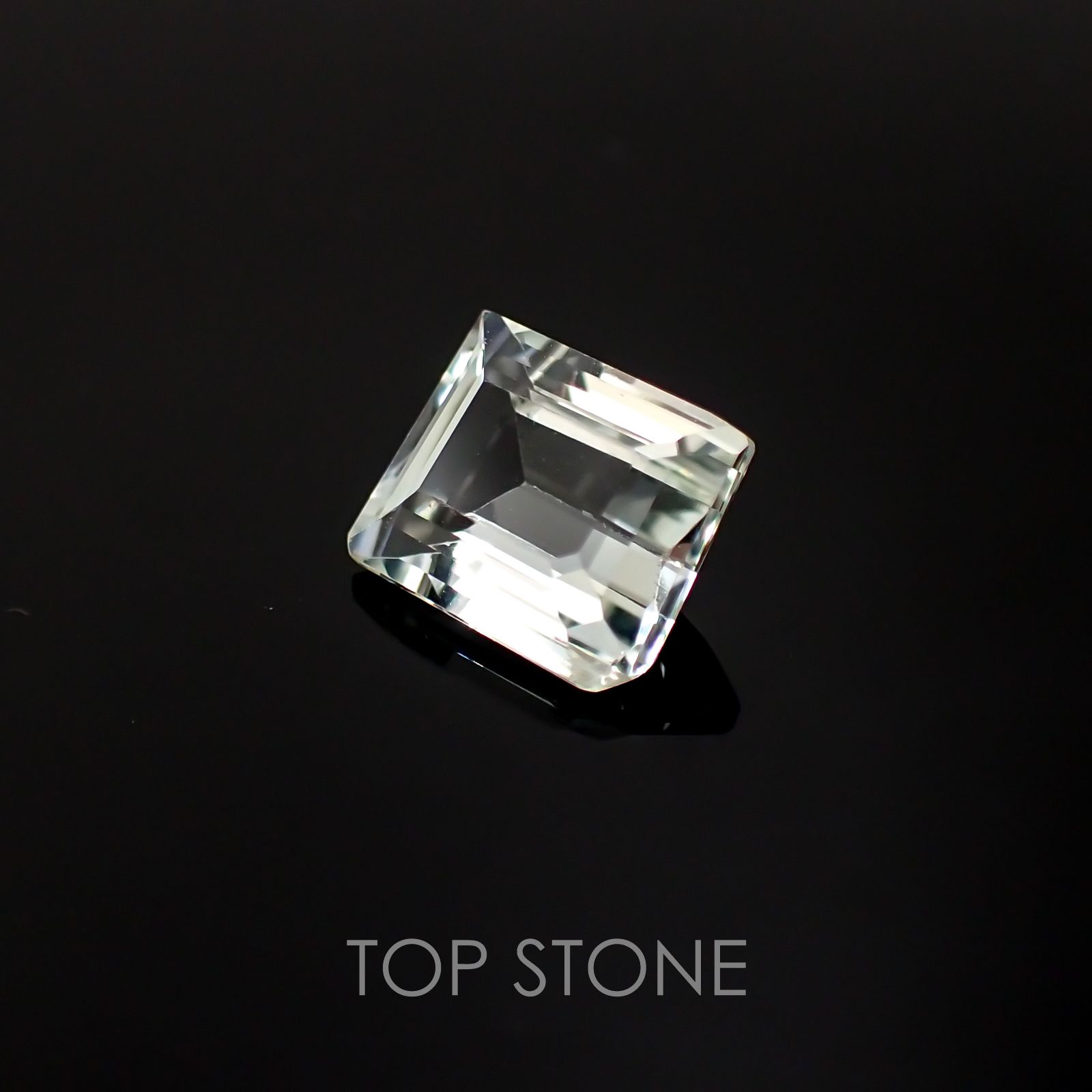 ヒデナイト アフガニスタン産 ルース 3.06ct[20128823]9.3×7.8mm前後 | TOP STONE(トップストーン)