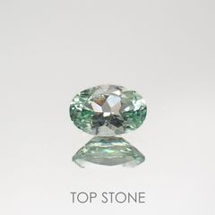 バナジウムコーネルピン(宝石名コーネルピン)タンザニア・タンガ州産 0.53ct 識別済[220716903]6.2x4.3mm前後