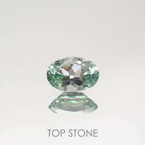 バナジウムコーネルピン(宝石名コーネルピン)タンザニア・タンガ州産 0.53ct 識別済[220716903]6.2x4.3mm前後