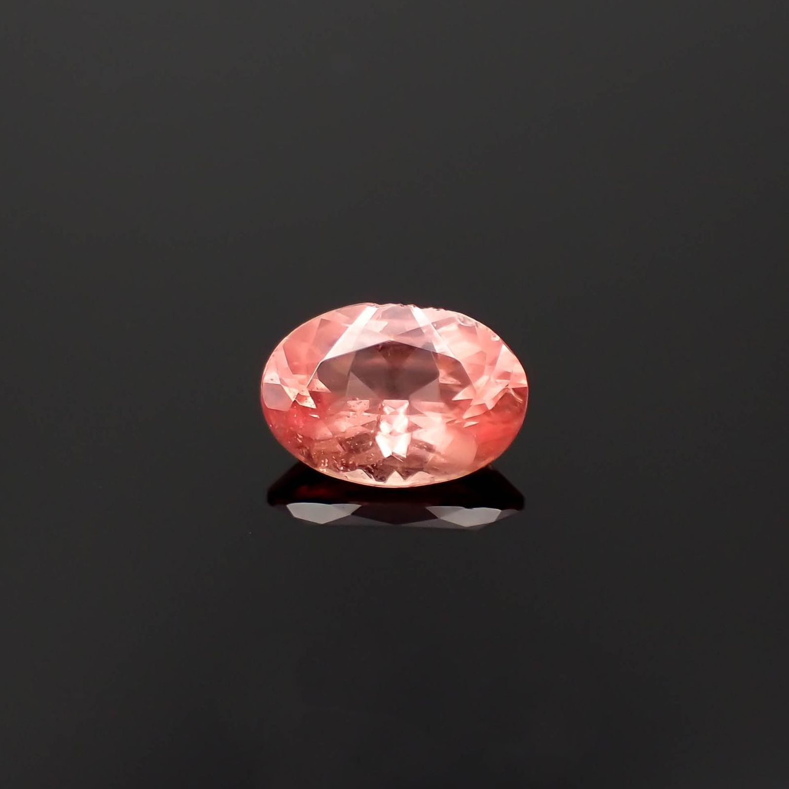 ロードクロサイト(宝石名ロードクロサイト)アメリカ・コロラド州スイートホームマイン産 識別済 0.82ct / 7.1x5mm前後 [230220717]